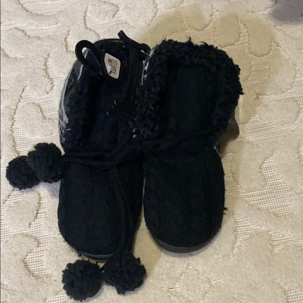 Black Slippers